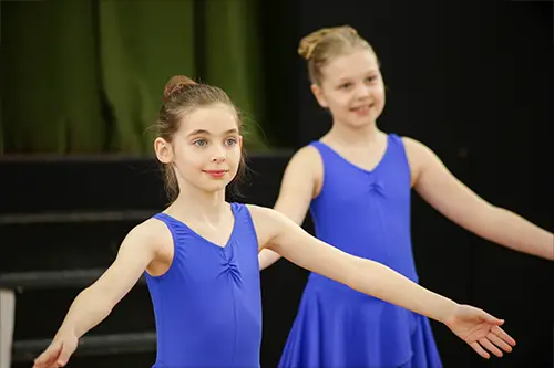 Juniors Corners 500x333 1