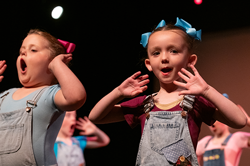 Singing Corners 500x333 1